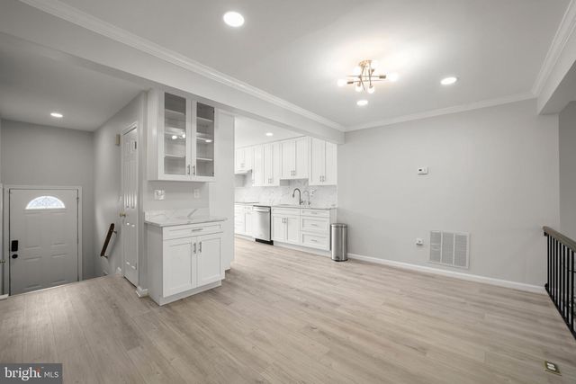 5943 SURRATTS VILLAGE DR, Clinton, MD 20735