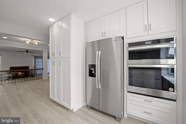 5943 SURRATTS VILLAGE DR, Clinton, MD 20735
