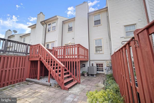 5943 SURRATTS VILLAGE DR, Clinton, MD 20735