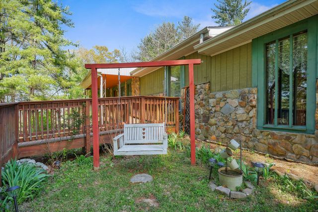 10157 Manchester Hwy, Morrison, TN 37357