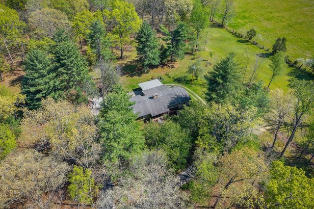 10157 Manchester Hwy, Morrison, TN 37357