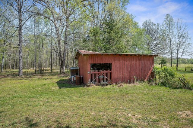 10157 Manchester Hwy, Morrison, TN 37357