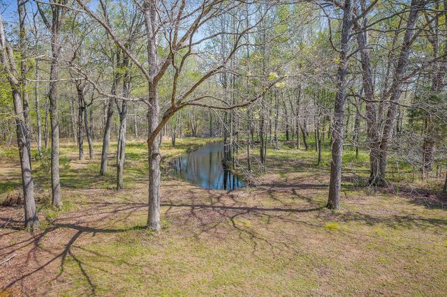 10157 Manchester Hwy, Morrison, TN 37357