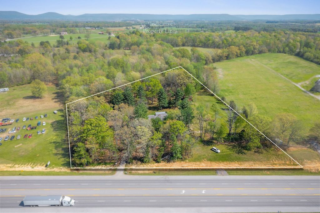 10157 Manchester Hwy, Morrison, TN 37357