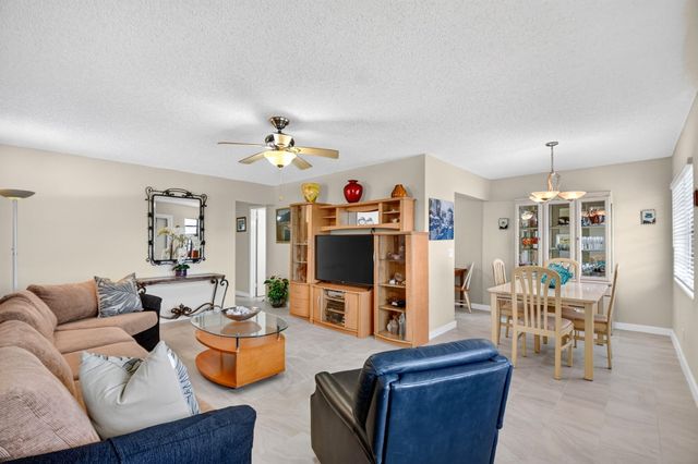 2430 S FEDERAL Highway 2, Boynton Beach, FL 33435
