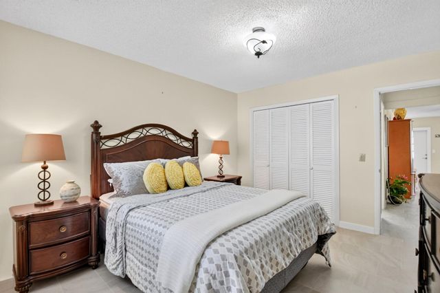 2430 S FEDERAL Highway 2, Boynton Beach, FL 33435