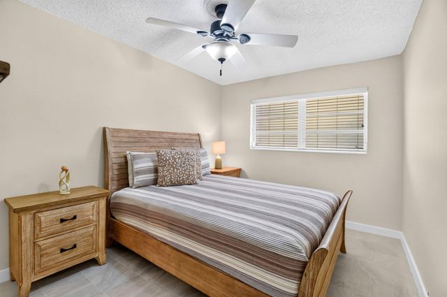 2430 S FEDERAL Highway 2, Boynton Beach, FL 33435