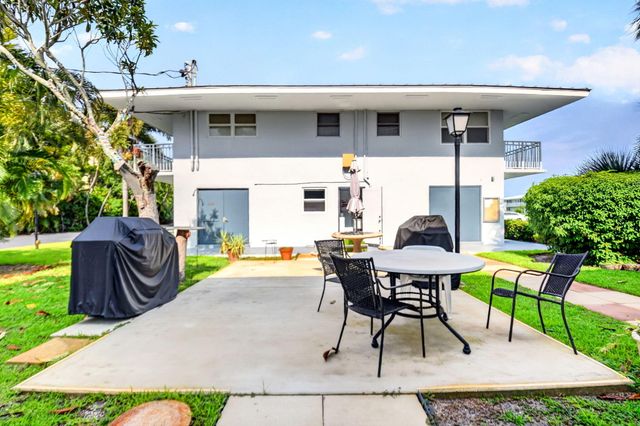 2430 S FEDERAL Highway 2, Boynton Beach, FL 33435