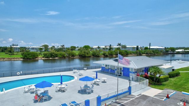 2430 S FEDERAL Highway 2, Boynton Beach, FL 33435