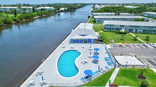 2430 S FEDERAL Highway 2, Boynton Beach, FL 33435
