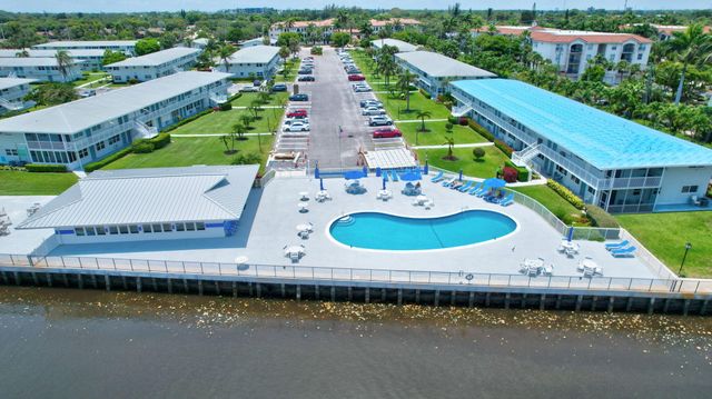 2430 S FEDERAL Highway 2, Boynton Beach, FL 33435