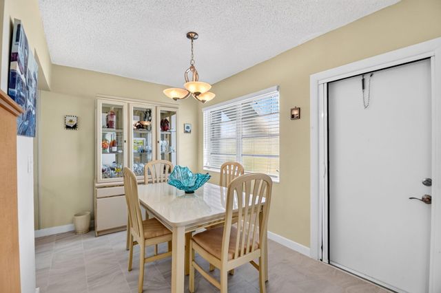 2430 S FEDERAL Highway 2, Boynton Beach, FL 33435