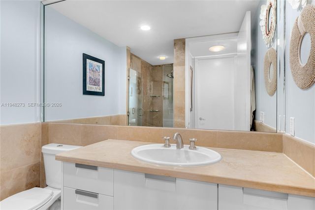 5959 Collins Ave 701, Miami Beach, FL 33140