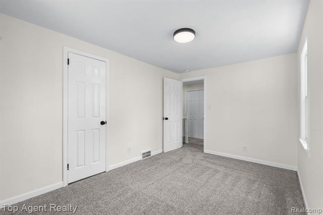 16124 Fielding Street, Detroit, MI 48219