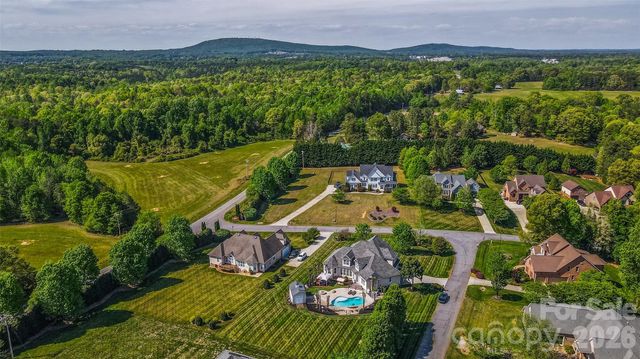 2509 Stoneview Court, Denver, NC 28037