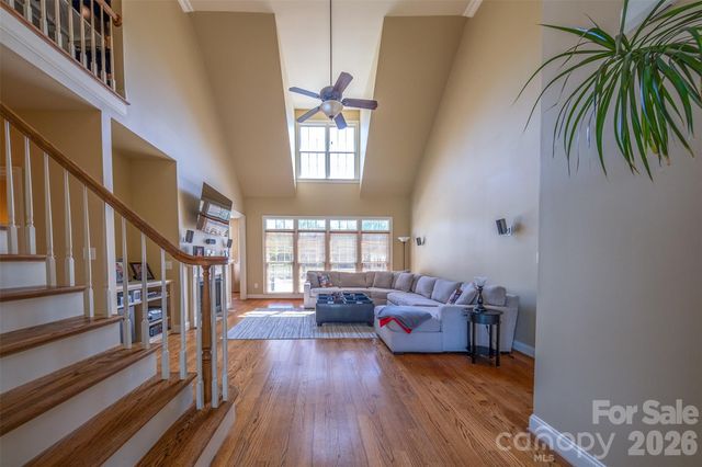 2509 Stoneview Court, Denver, NC 28037