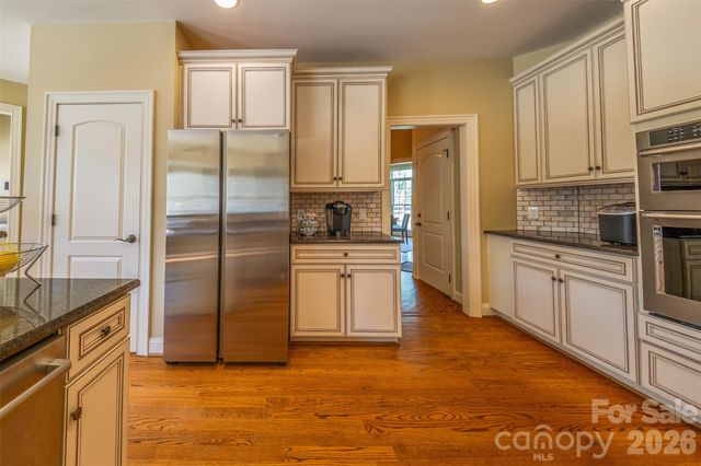 2509 Stoneview Court, Denver, NC 28037