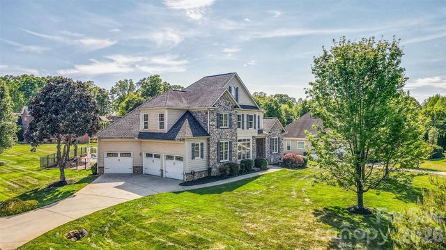 2509 Stoneview Court, Denver, NC 28037