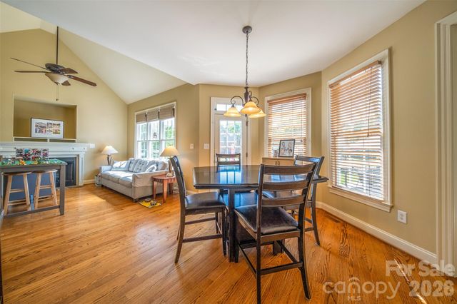 2509 Stoneview Court, Denver, NC 28037