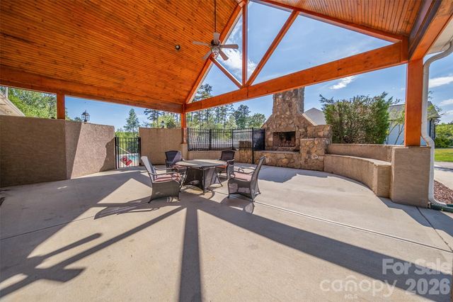 2509 Stoneview Court, Denver, NC 28037