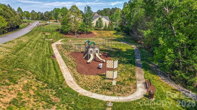 2509 Stoneview Court, Denver, NC 28037