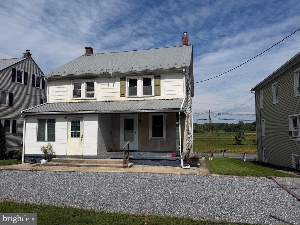 1311 KRAMER MILL RD, Denver, PA 17517