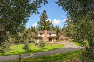 405 Cold Springs Rd, Angwin, CA 94508