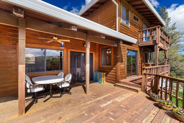 8581 Siegel St, Valley Springs, CA 95252