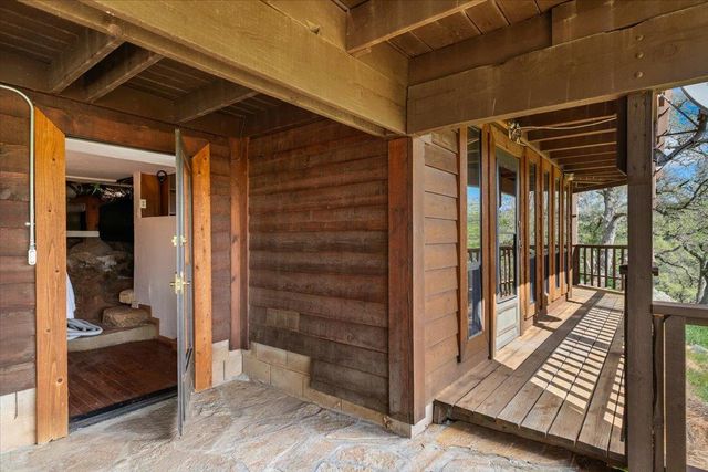 8581 Siegel St, Valley Springs, CA 95252