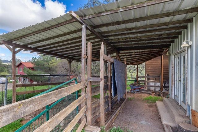 8581 Siegel St, Valley Springs, CA 95252