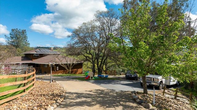 8581 Siegel St, Valley Springs, CA 95252