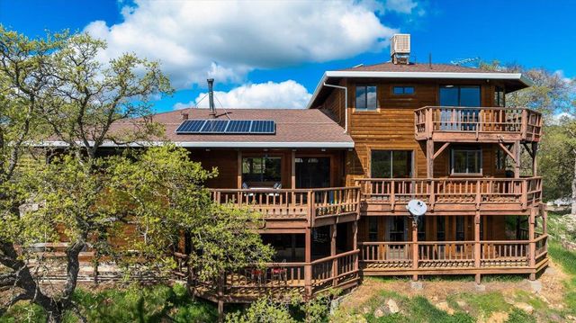 8581 Siegel St, Valley Springs, CA 95252