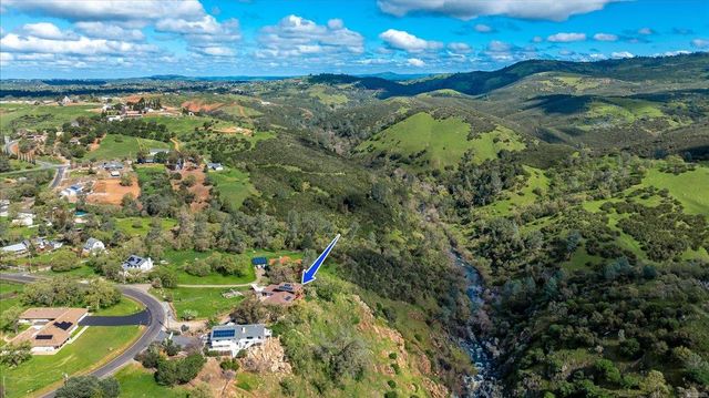 8581 Siegel St, Valley Springs, CA 95252