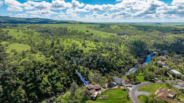 8581 Siegel St, Valley Springs, CA 95252