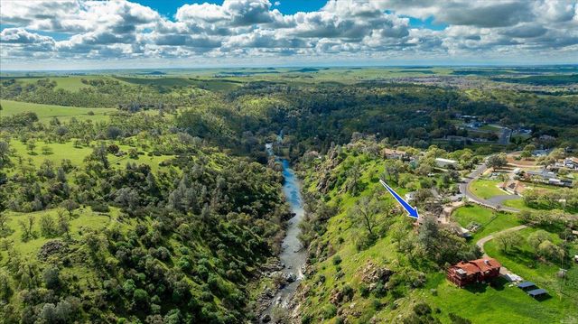 8581 Siegel St, Valley Springs, CA 95252