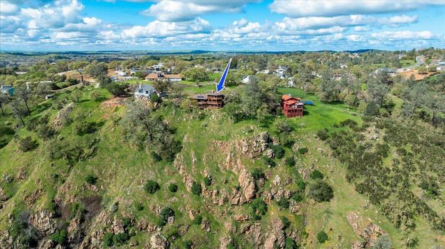 8581 Siegel St, Valley Springs, CA 95252