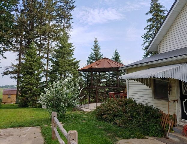 2739 310th Street, Gilman, IA 50106