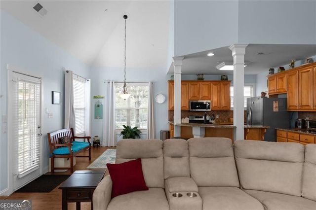 105 Camford Stone Path, Fayetteville, GA 30214