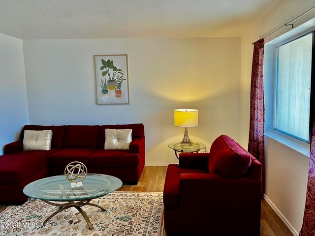 2922 W Ironwood Hill Drive, Tucson, AZ 85745