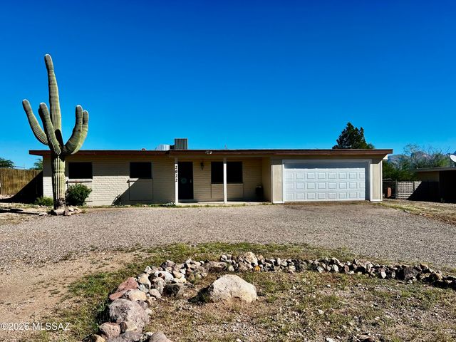 2922 W Ironwood Hill Drive, Tucson, AZ 85745