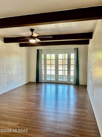 2922 W Ironwood Hill Drive, Tucson, AZ 85745