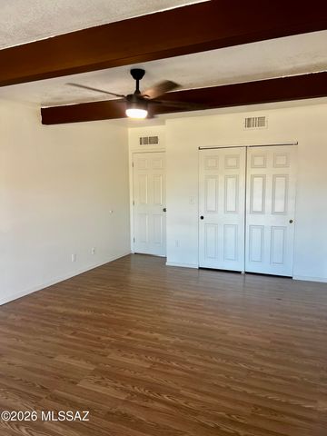 2922 W Ironwood Hill Drive, Tucson, AZ 85745