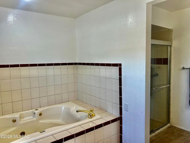 2922 W Ironwood Hill Drive, Tucson, AZ 85745