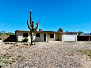 2922 W Ironwood Hill Drive, Tucson, AZ 85745