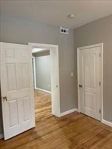 112 Rodney St 1, Worcester, MA 01605