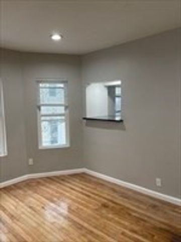 112 Rodney St 1, Worcester, MA 01605