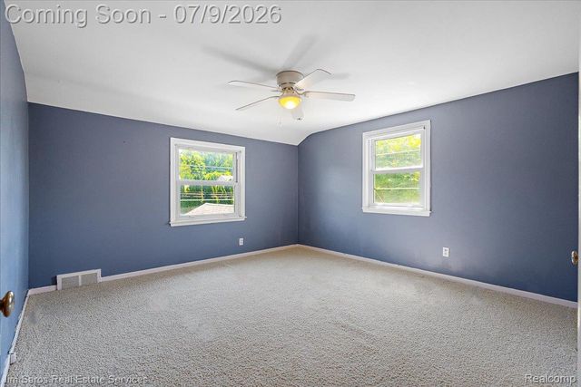 1010 Nottingham Road, Grosse Pointe Park, MI 48230