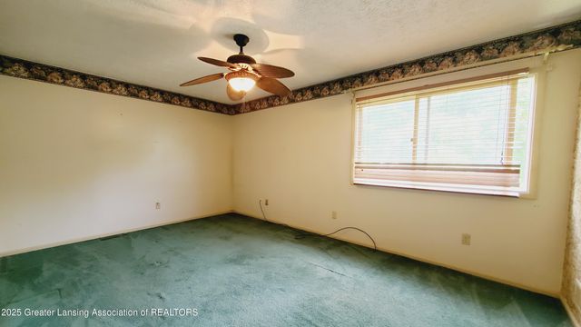 3116 Colchester Road, Lansing, MI 48906