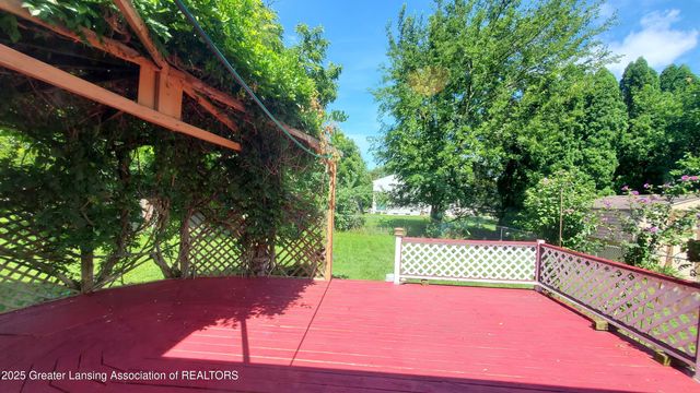 3116 Colchester Road, Lansing, MI 48906