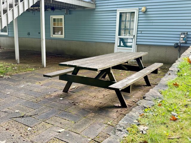 66 Debbie Dr, Leominster, MA 01453
